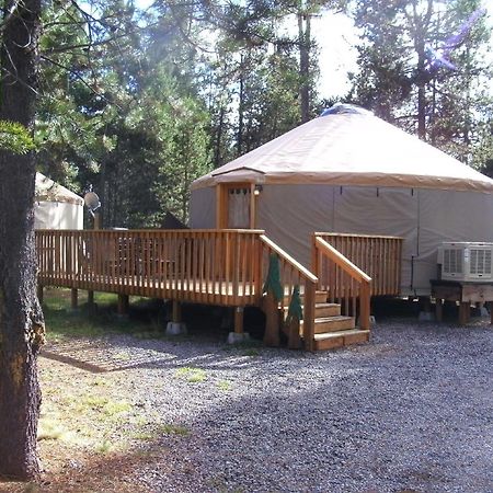 Bend-Sunriver Rv Campground Three Rivers Exterior photo