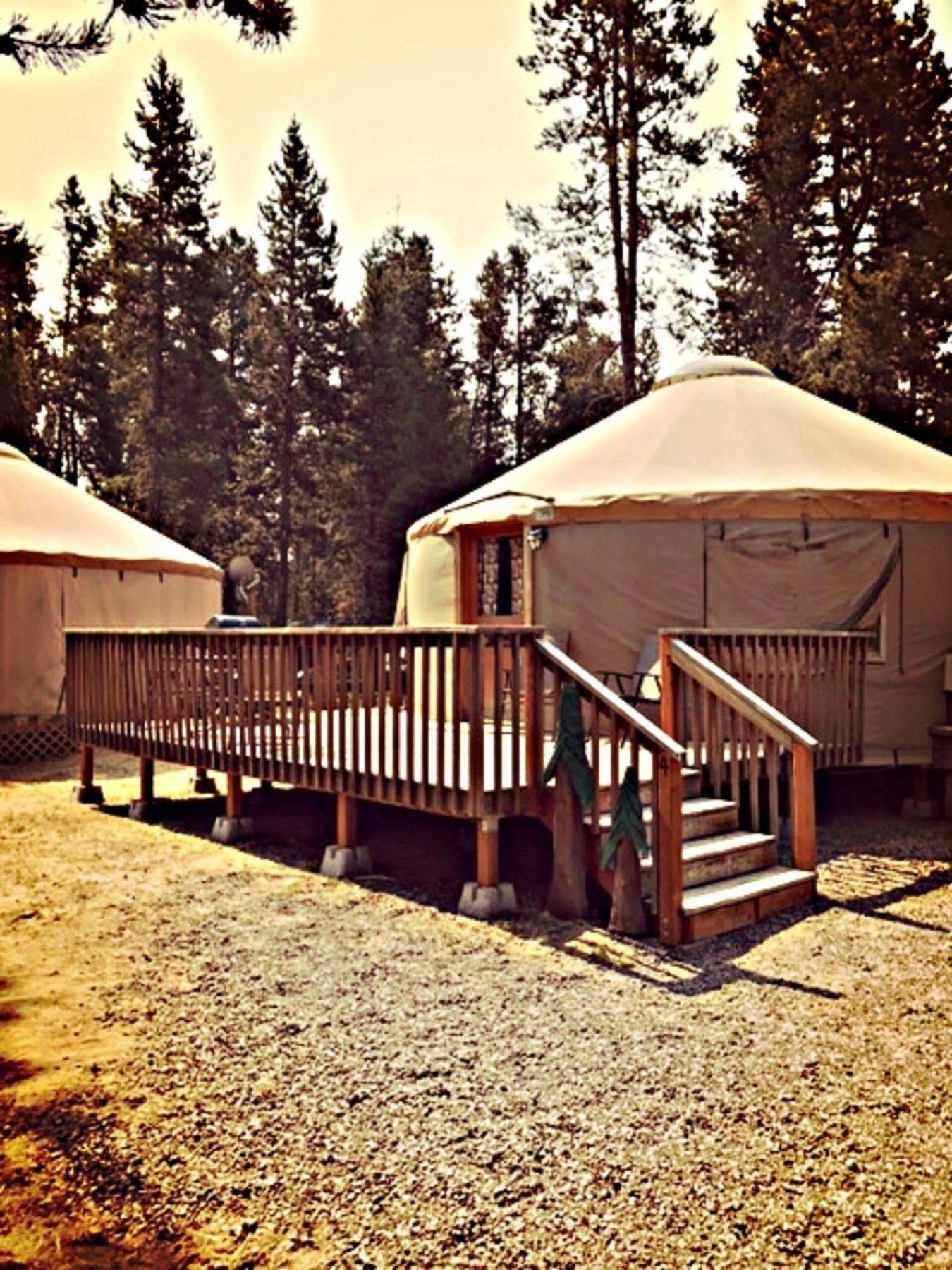 Bend-Sunriver Rv Campground Three Rivers Exterior photo